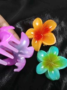 Tropical Blood Clutch Set
