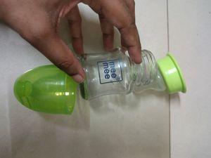 Mee- Mee Glass Feeding Bottle And Dry Sheet