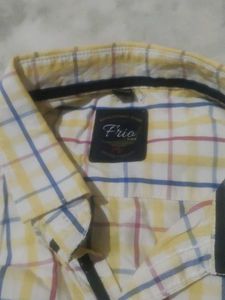 Men&#39;s Yellow Plaid Long Sleeve Button-Down