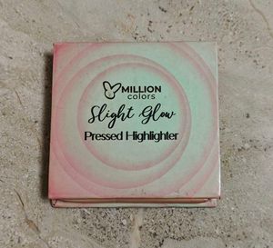Skincare Bundle: Sunscreen, Moisturizer &amp; More!