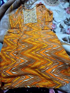 Embroidered Ethnic Kurta