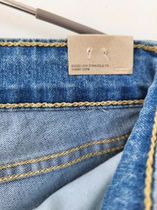 H&amp;M 725 High Rise Bootcut Jeans Blue /28