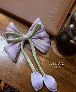 Tulip Bow Clip
