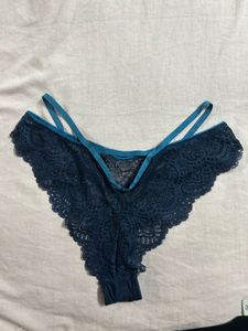 Lace Detail Briefs