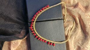 Single Line Red Necklace