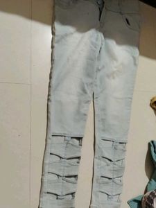 Cutout Detail Jeans