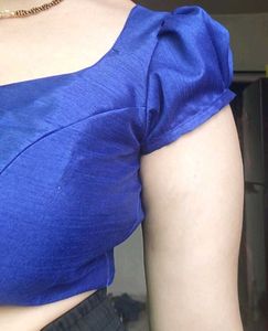 mini puff sleeve backless blouse(padded)