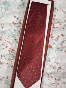 WALKFIELD Exclusive Tie For Men: Brand New