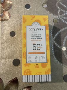 Dot & Key Vitamin C+E Sunscreen
