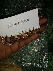 Set Of 5 Beautiful Trending Earrings