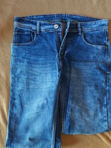 IT&#39;S PHILLIPS JEANS IN A VERY GOOD CONDITION