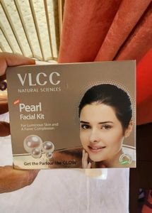 VLCC Pearl Facial Kit + Nykaa Shower Gel