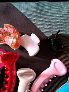 Combo Of  7 Pc Hair Clutcher  And 1 Rubber Band
