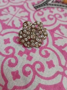 Sparkling Flower Ring