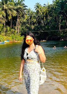 Floral Tie-Front Crop Top