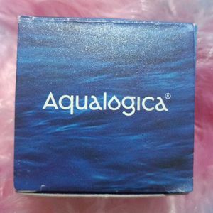 Aqualogica Illuminate+ Hydra Gel Moisturizer