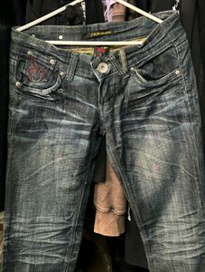 Playboy Straight Leg Jeans 💋⭐