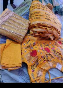 New Yellow Lahnga( Never Used)