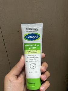 Cetaphil Moisturising cream