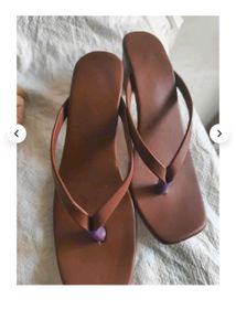 Minimalist Brown heels