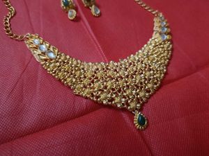Necklace Set