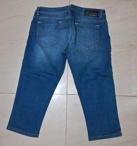 Allen Solly 3/4 Blue Denim Jeans For Women