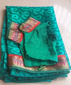 Green Saree With Blouse