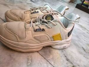 Campus Yoga Flex Women’s Shoes with Memory Tech Li