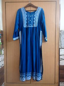 Elegant Nyra cut kurtha