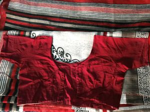 GentlyUsed Red&amp;White&amp;Black stripes Saree with Blou