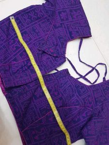 Good Condition Handloom Saree With Ready Wear Blou