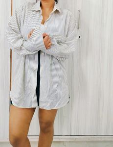 Trendy Stripped Shirt 🌸(Unisex)