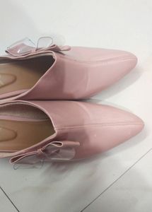 Fashionable Heels For Girls
