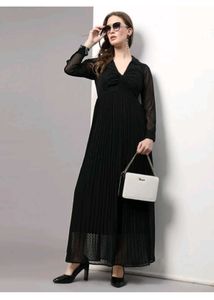 Elegant Black Maxi Dress