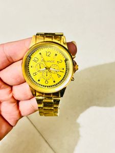Man  Golden willande Beautiful Watch