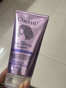 Curl Up  Defining Cream