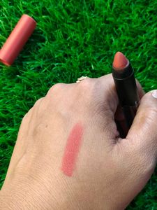 Crayon Lipstick