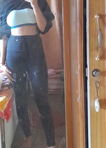 Gym Tights And Sports Bra For Workout