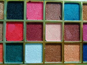 Eyeshadow Palette Fresh Piece