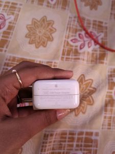 Workin Apple Charger. !!! Grab Now! ❤️(No Cable)