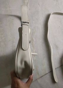 Y2K Cream Buckle Detail Shoulder Bag
