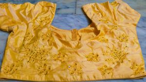 Yellow 🟡 Blouse Design