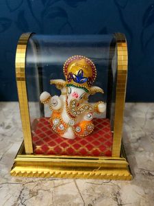 Ganesha Showpiece