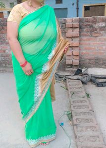 Green Chiffon Saree Pearl  With Stiched Blouse