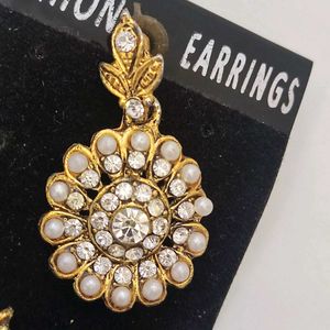 Elegant Floral Earrings
