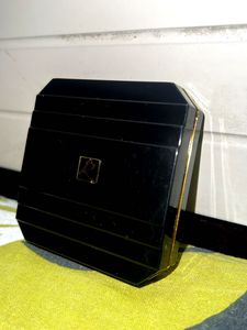 REVLON Gold Matte Moisturising Powder