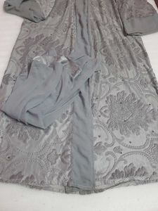 Dubai Embroidered Abaya With Stole