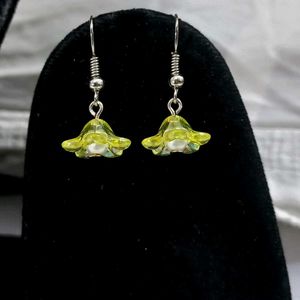 Handmade Beaded Flower Earrings - Yellow