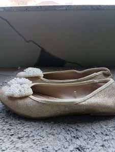 Sparkly Pearl Bow Ballet Flats