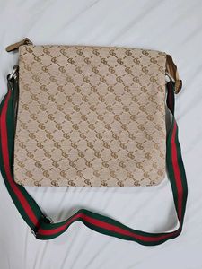 GD Canvas Messenger Bag